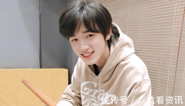 华晨宇|宋亚轩公开评价华晨宇沈腾贾玲关晓彤后,一个耐人寻味的现象出现