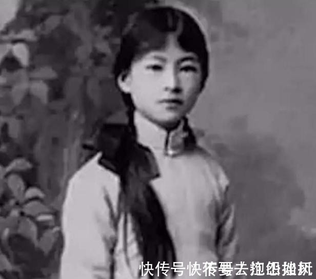 民国女神#民国女神林徽因,集万千宠爱于一身,却为何受到钱钟书冰心嘲讽!