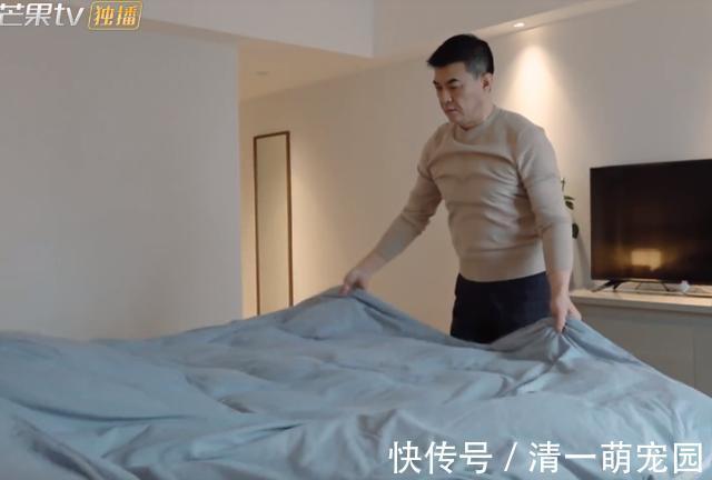 霸道總裁|蔣勤勤家小地板還臟亂,秦海璐家大又干凈,幸福背后是老公的差距