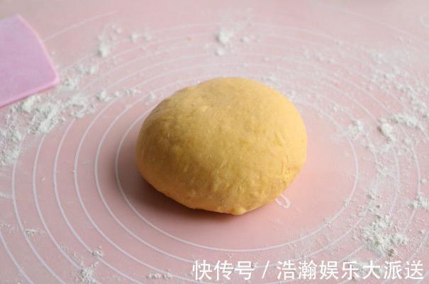 蒸好|早餐别总吃油条,试试更好吃的南瓜甜甜圈,非油炸更健康