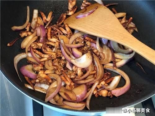 养胃|此菜脂肪含量极低,常吃滋阴养胃,补虚润肤,还是“米饭杀手”