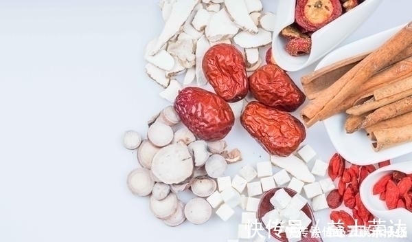 三白汤|白芍的功效十分强大,提醒:这几类人要注意食用,或有风险