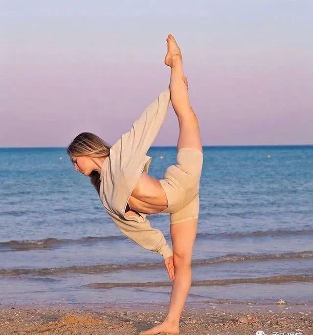 腿部肌肉|六种瑜伽动作就可以减掉腹部的赘肉，瘦腰靓丽不是梦