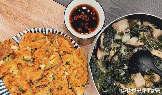 中筋面粉|韩国小吃在家做，大叔教你韩式煎饼，金黄焦脆，口味百变，超美味
