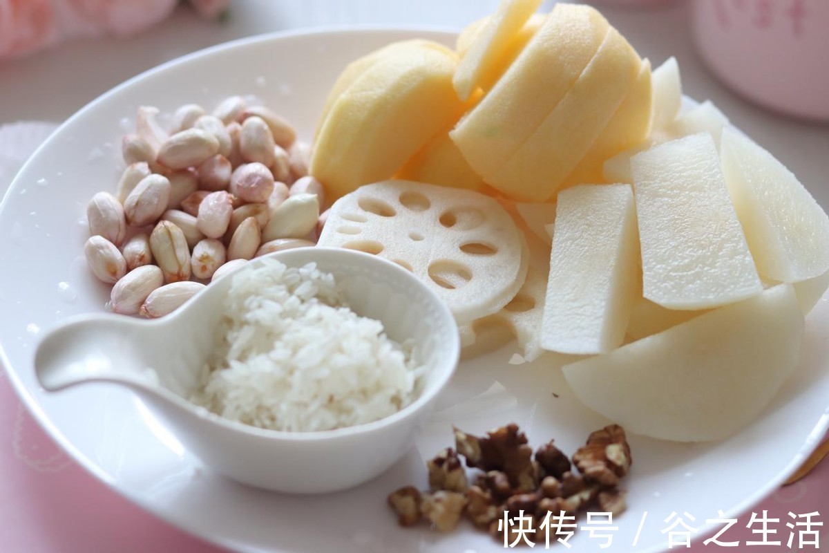 苹果|天热就多喝汤水，润燥补水，每天喝一碗，比喝水有效