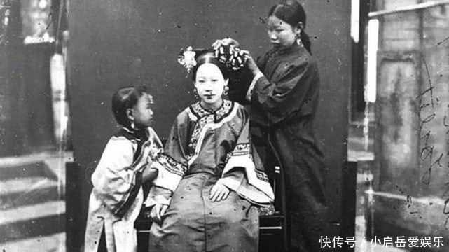女人|镜头下的晚清贵族女人:图一溥仪的美艳乳母,图五是最真实的珍妃