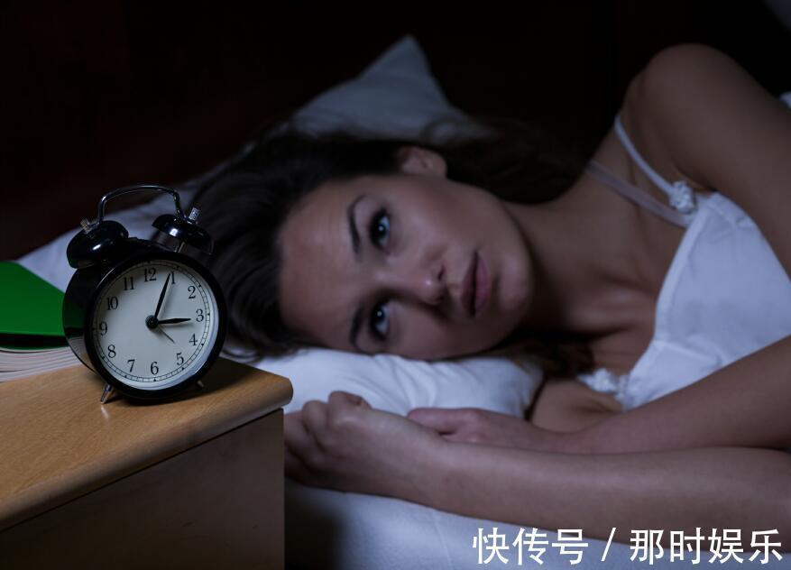 睡眠质量|女性经常失眠，多与缺乏两种维生素有关，得多加补充