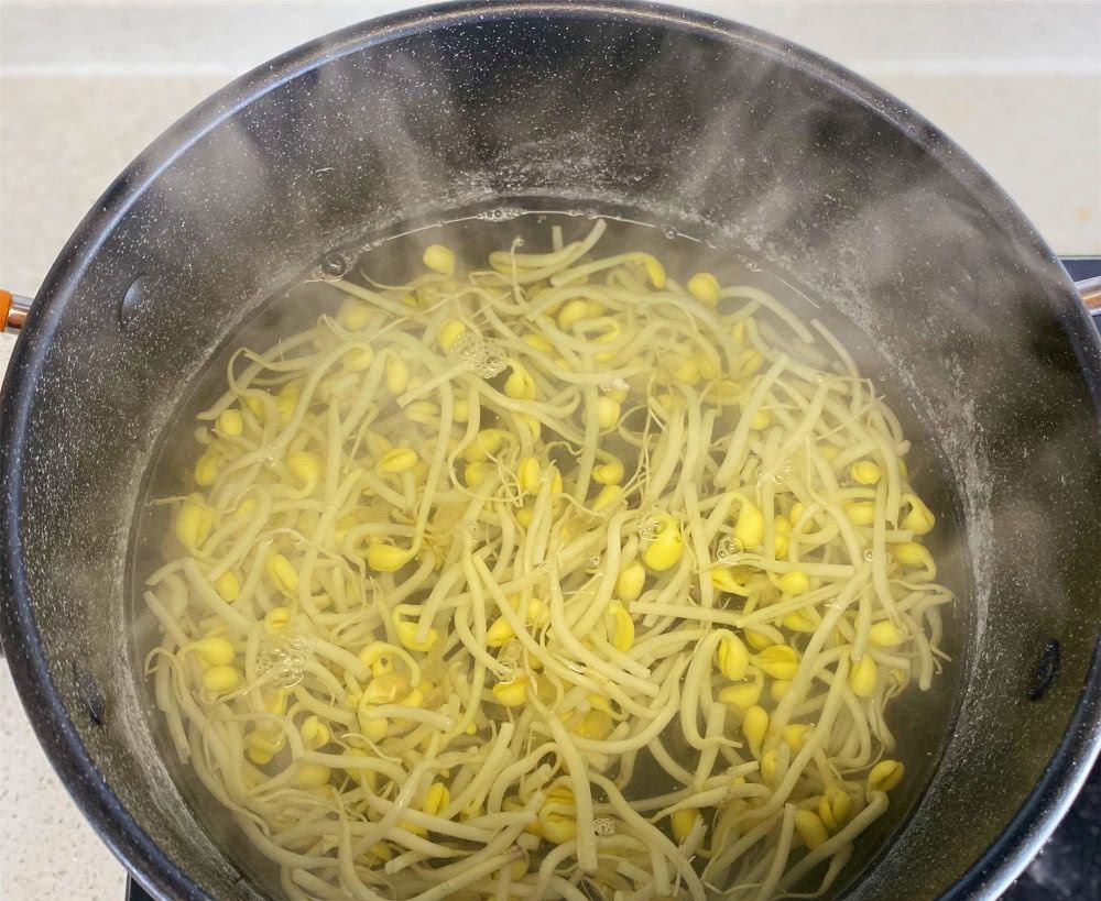 大鱼大肉|春天,香菇这样吃,大鱼大肉都得靠边站,春季吃过瘾的下饭好菜