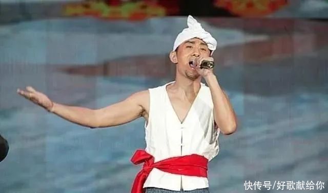 山丹丹开花红艳艳|“放羊娃”阿宝：真实身份被揭穿，“草根歌王”的神话也就破灭了