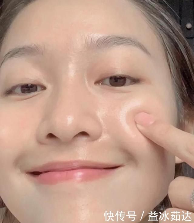 洗脸|经常不“洗脸”的女人,皮肤都成什么样了?看这几点就很清楚!