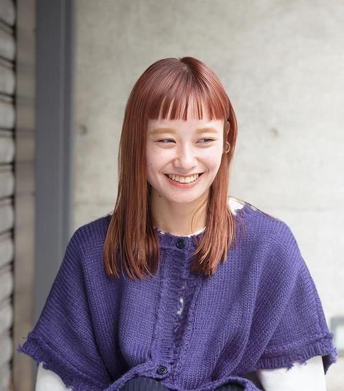 发型灵感：懒人好整理的直发，也可以充满空气感！