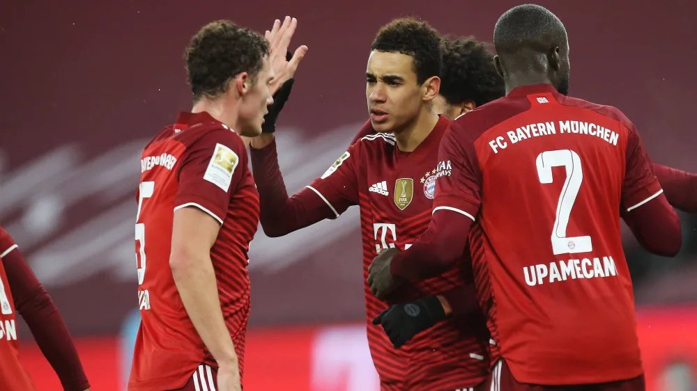 多特蒙德|《踢球者》德甲半程最佳十一人，聚勒基米希均入選