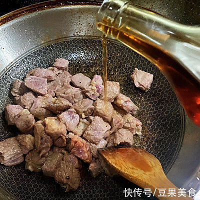 金蒜牛肉粒比补药营养，却不要钱