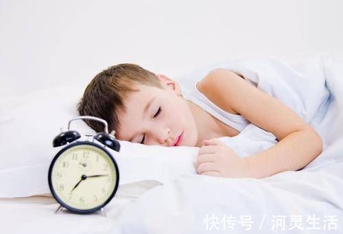 研究人员|“经常午睡”和“从不午睡”的孩子,长大差距明显,父母别不重视