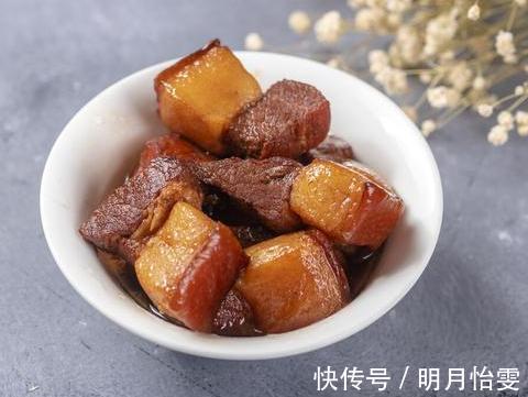 30年饭店大厨做红烧肉,2种调料不能放,不然一锅香肉都毁了
