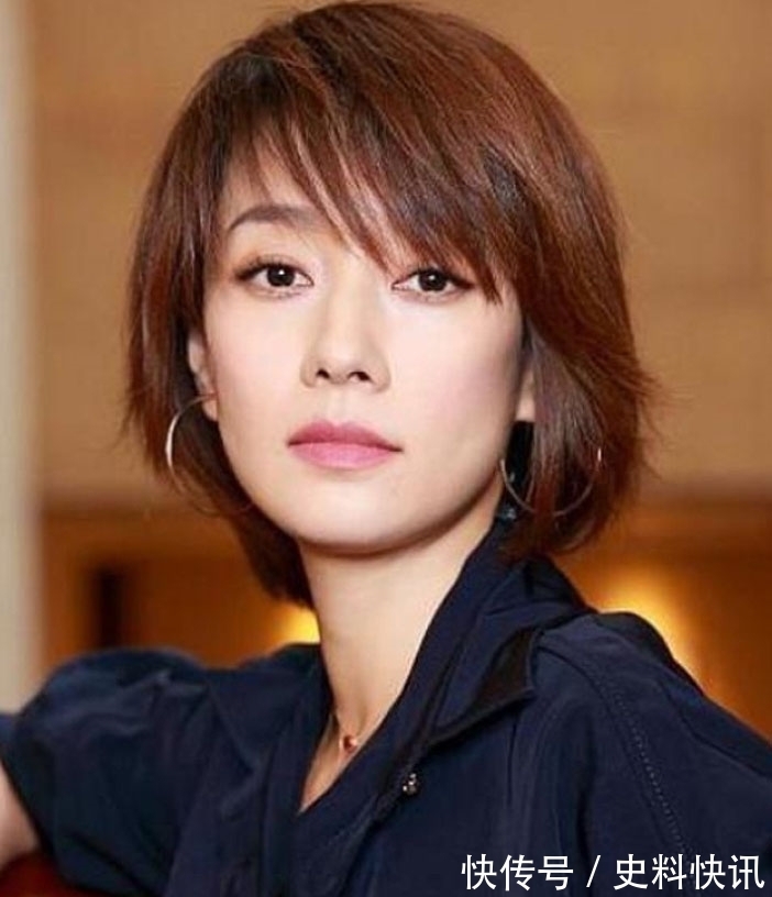 刘涛 女人年纪越大越别急着烫发,试试这4种短发,“阿姨”变“姐姐”