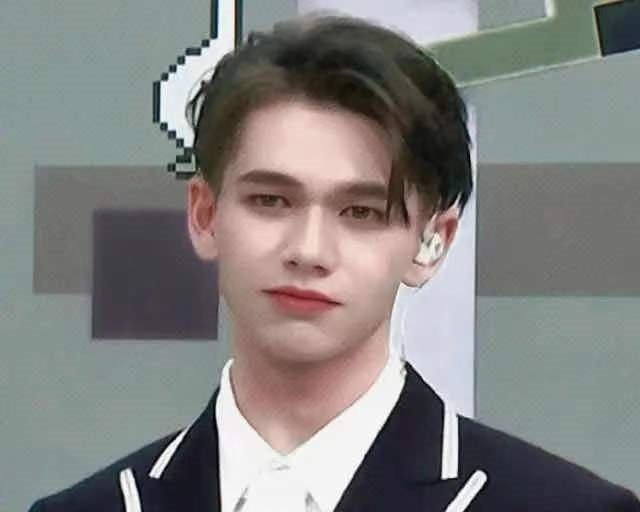 甘望星|创4成团夜选手被骂上热搜,破音跑调全占了,唱跳双废却能出道?