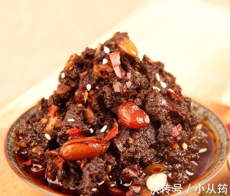 晾干|农家自制辣椒酱，搭配馒头米饭，吃起来绝对的过瘾