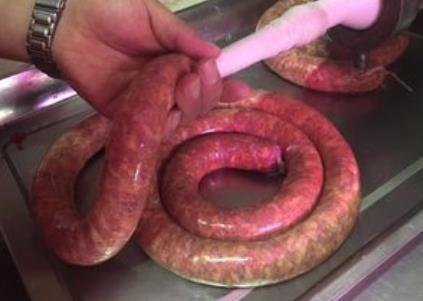 腊味|制腊肠,盐的比例很重要!40年经验分享给你,口感醇香,腊味十足