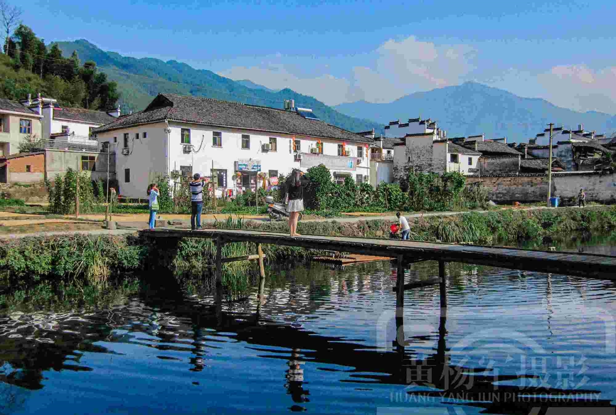 老家|中国旅游资源最丰富的县，常住人口仅314985人，梦里老家景美如画