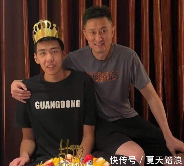 广东队|18岁,身高2米26!誉为易建联接班人!他或许比周琦更加出色