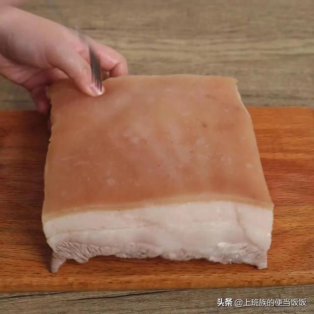 五花肉的正确打开方式,酥香入魂,比店里的还香