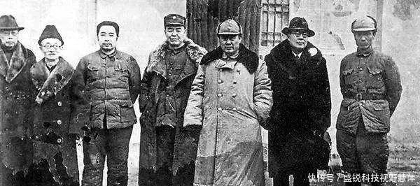 蒋介石密召毛人凤:我定了傅作义主政华北,