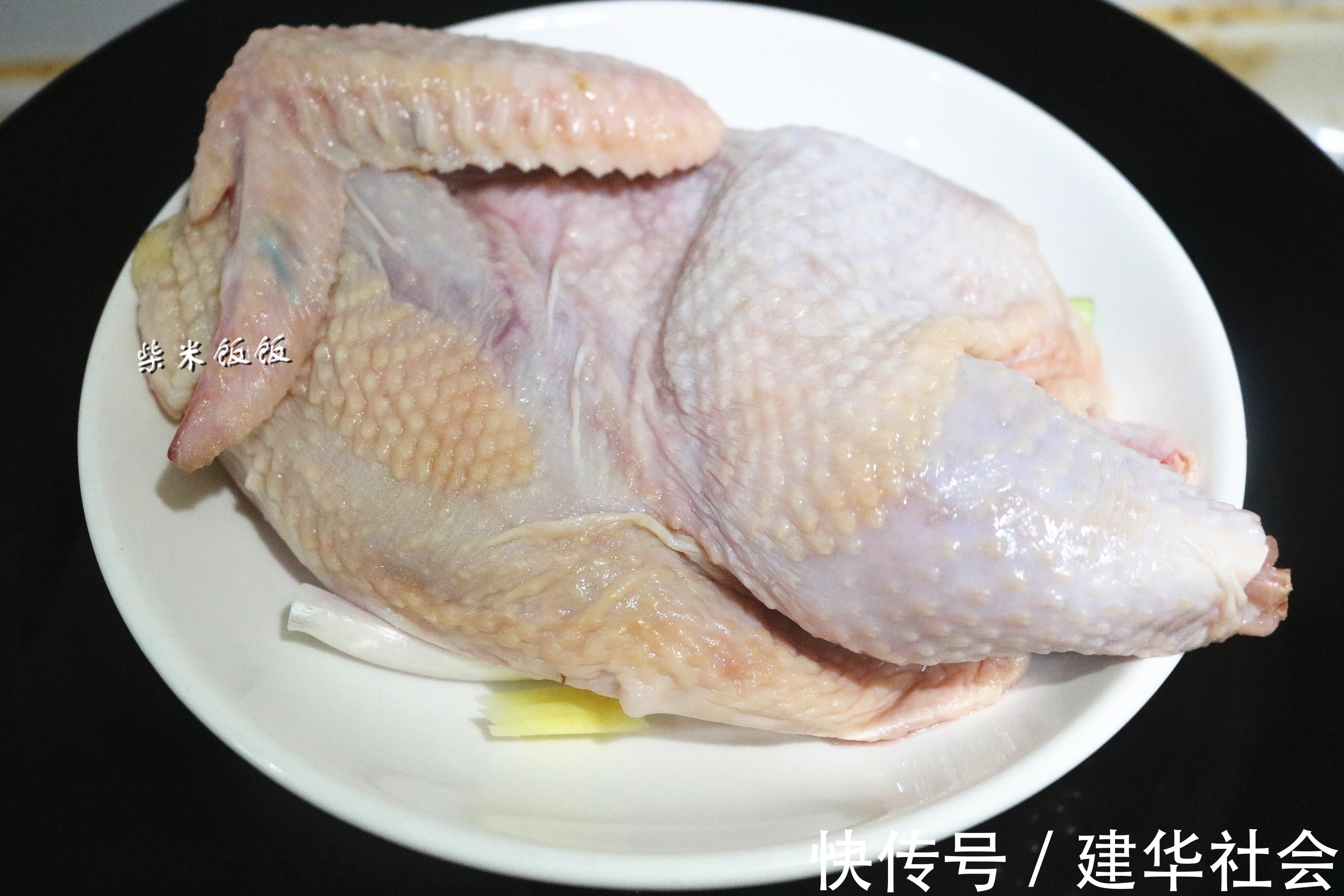 上火|鸡肉这做法真简单,不煮不炒,全程无油烟,好吃不上火