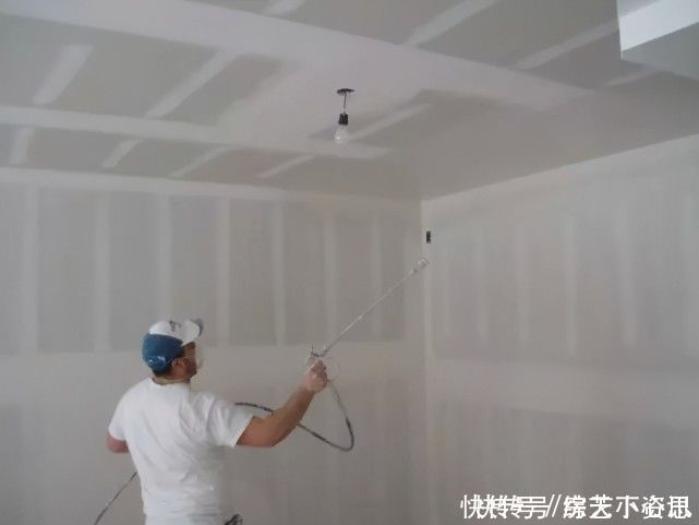 无气喷涂|墙面乳胶漆，“喷涂”好还是“滚涂”好？很多工人做错了，被坑了