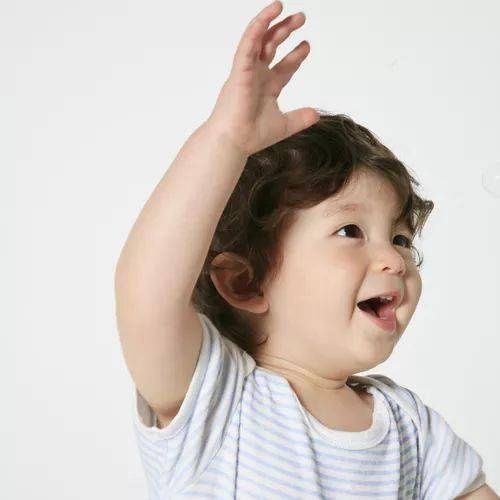 d型|为何有的宝宝“容易带”?还真和5种气质类型有关!