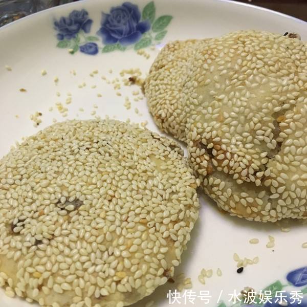 特香|你想不到做法,面粉不要蒸包子馒头,比画卷油条好吃,特香