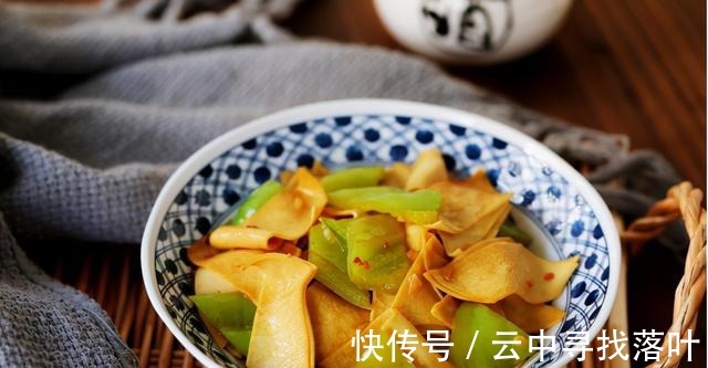 豆腐皮这样吃,方便又营养,家人也喜欢!