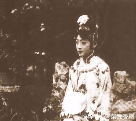 清朝|清朝老照片真实的皇后，别再让电视剧给骗了！