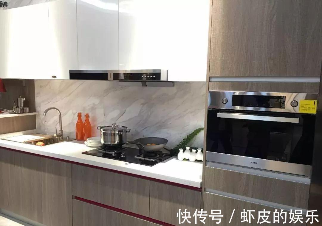 高柜|厨房别忘了预留这''30cm'',想好用、台面整洁,储物量增加全靠它