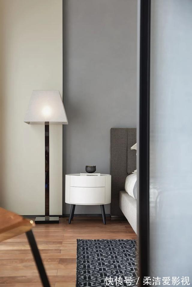 红木家具|45岁大叔的现代之家，坚持融入红木家具，全屋清隽素雅，太美了