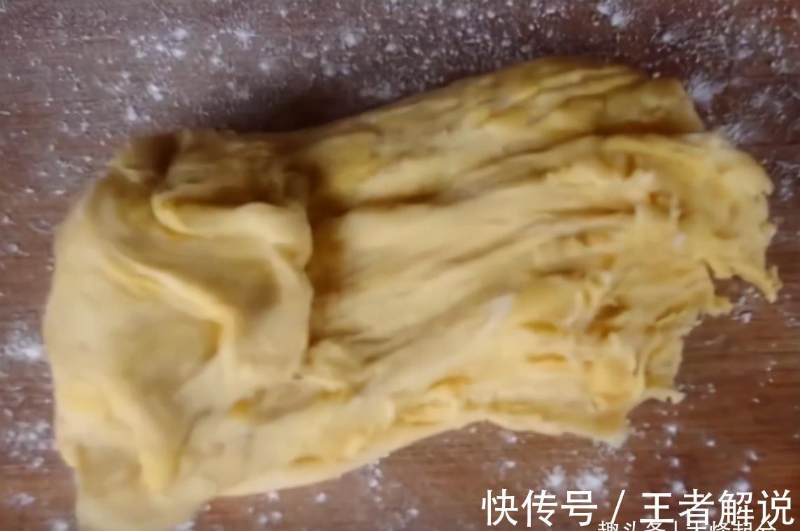 家常奶香小油条|家常奶香小油条，做法简单，个个松软可口，奶香味十足