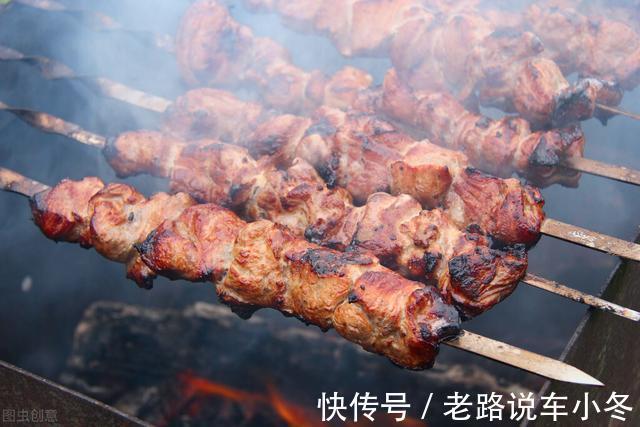 多喝|对胃伤害很大的习惯，不是不吃早餐，而是这件事，你或许经常做