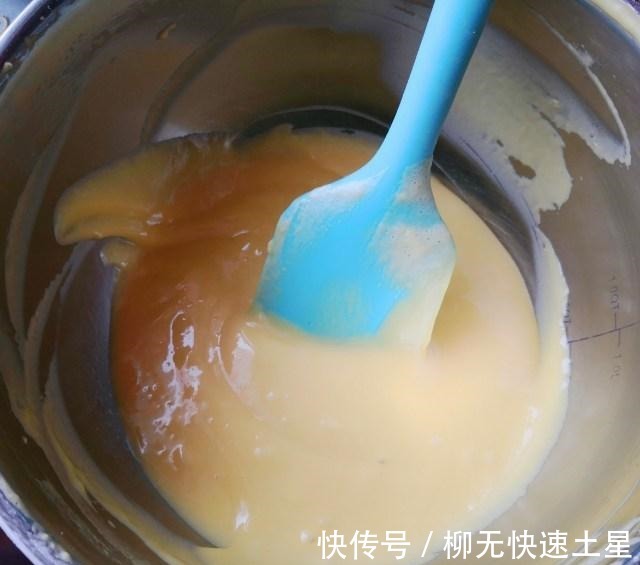 蛋糕|巧克力甜甜圈,蛋糕质地松软香甜!