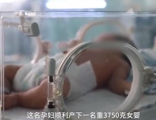 孕产妇|33岁产妇10年剖宫产4次,子宫已薄如纸张,听闻女胎还要生第5胎