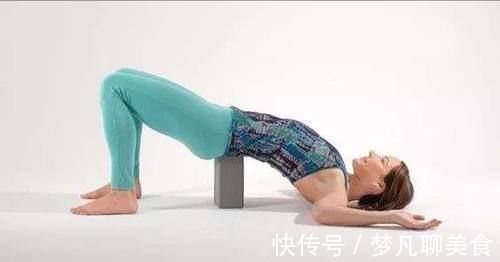 中级|经得起考验的10个基础瑜伽体式，建议每天都练