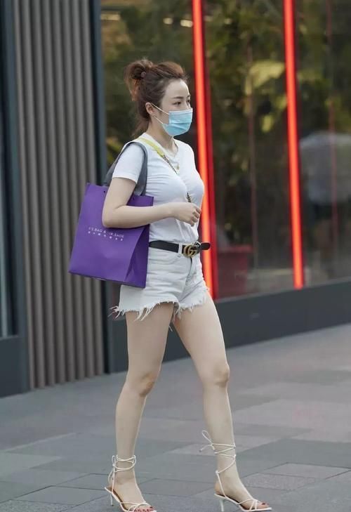 身高有限怎么穿?“拔苗助长”不是办法,这样搭小个子也占优势!