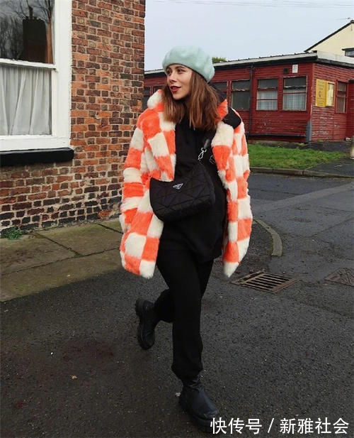 保暖 “奶奶大衣”火了!比羽绒服保暖,比呢子大衣高级,今冬必入