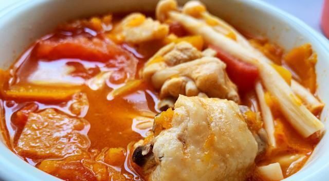 番茄炒西葫芦|减脂餐很难吃那是你不会做,学会这道减脂餐,越吃越瘦又解馋