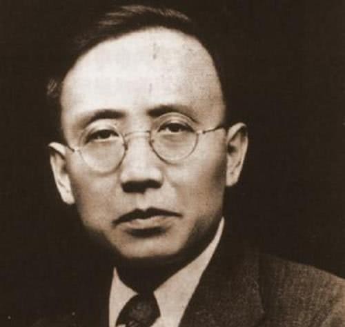 流氓@郭沫若与鲁迅之间的骂战,郭沫若说了四个字,鲁迅说了五个字