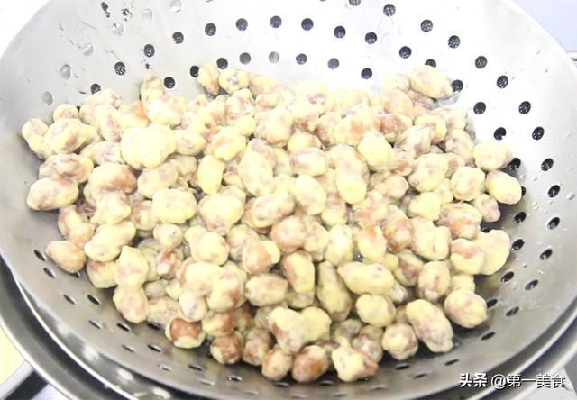 挂霜花生米|原来在家做挂霜花生米这么简单,零失败不返潮,香甜脆爽又好吃