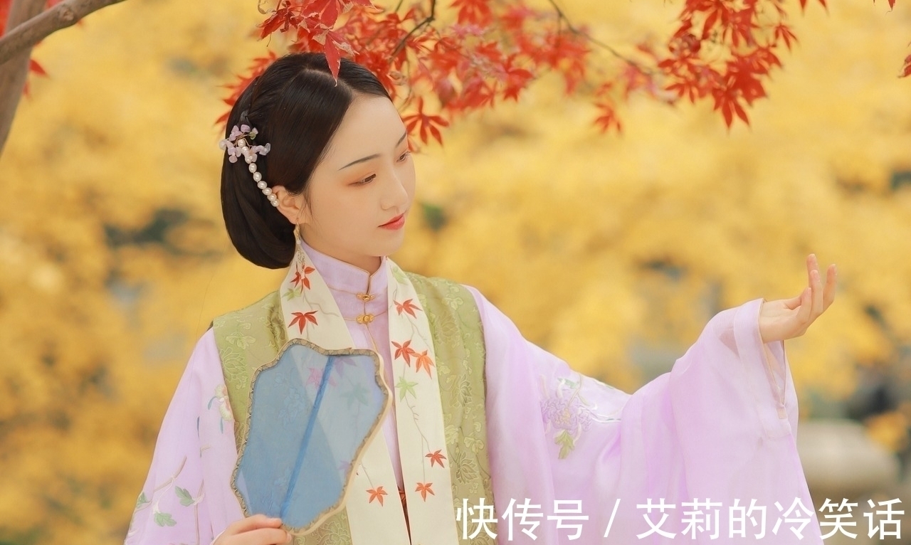 gt@七律·咏枫·九首丨满眼繁华尘外景,千年丽艳故园妆