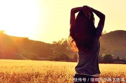 八首秋诗一抹残香寒石径,半轮秋影渡愁心