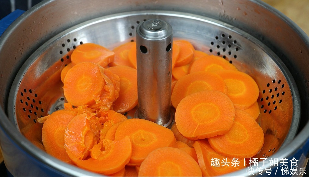 3个鸡蛋,2个胡萝卜,这个好吃的做法,吃了30年还是不腻,太美味