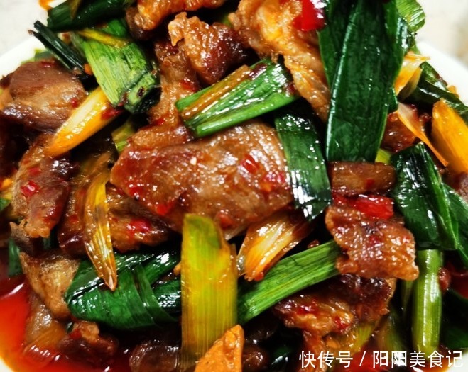 秒钟|这道回锅肉,做火一家餐厅,10秒钟教会你