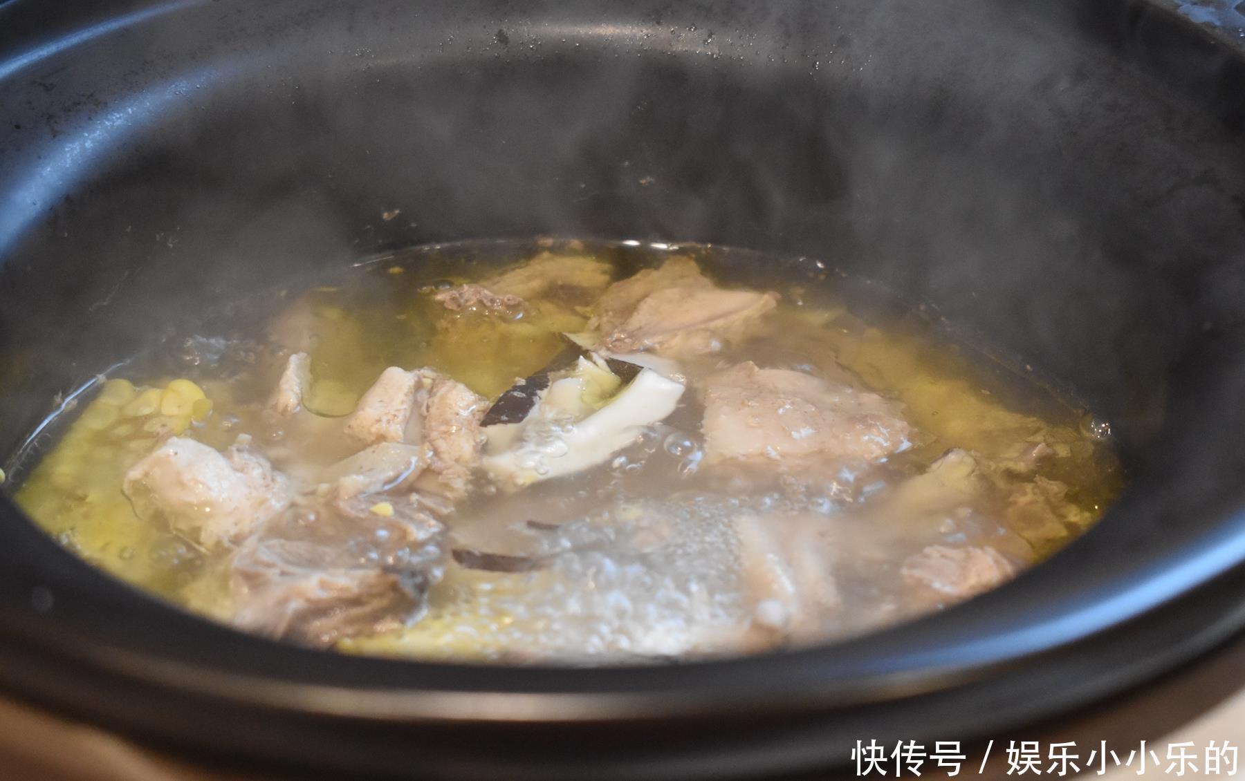 晒我家年夜饭，4人6菜1汤，样样好吃不花哨又实在，家的味道